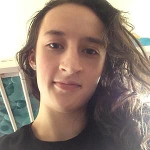 Meet your Posher, Amelia